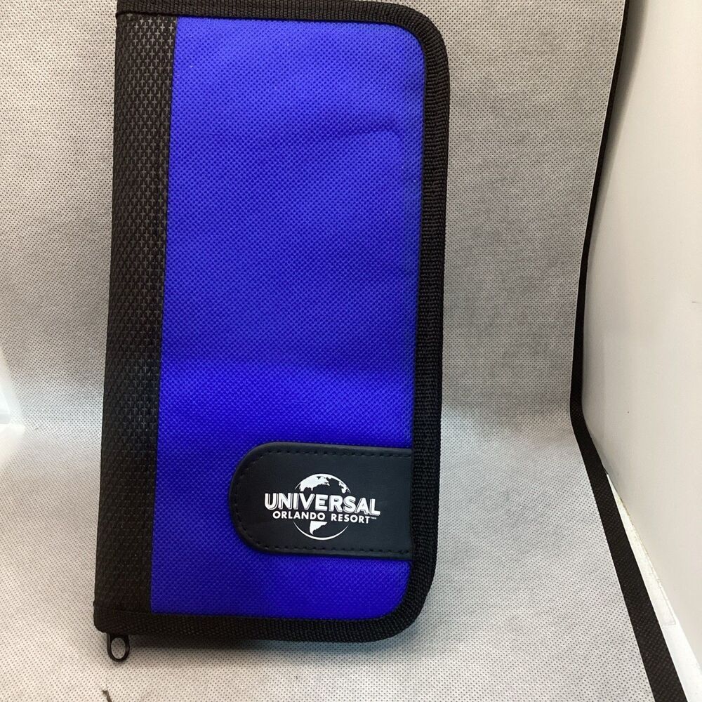Universal Studios Orlando Resort Blue Zip Up Planner Card Holder